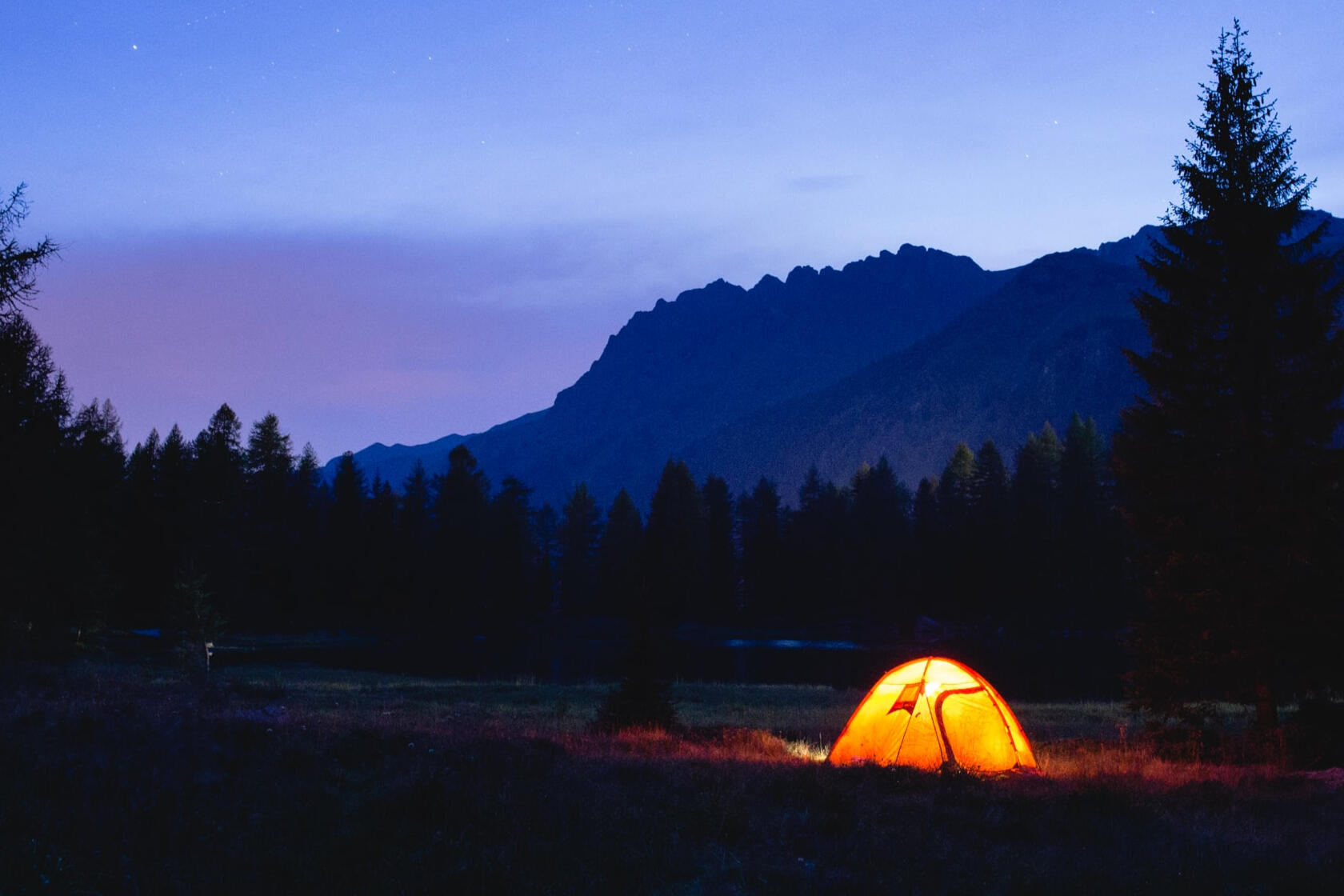 Photo by https://unsplash.com/@luca42